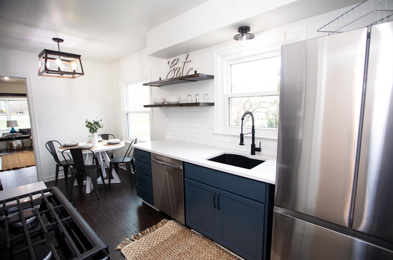 713 Fuller Ave, Grand Rapids MI  49503-1917 exterior