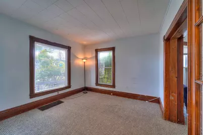 604 Greenwood Place, Jackson, MI 49203 - Photo 5