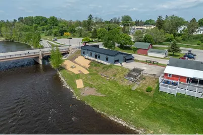 226 Baldwin St, Big Rapids, MI 49307 - Photo 1