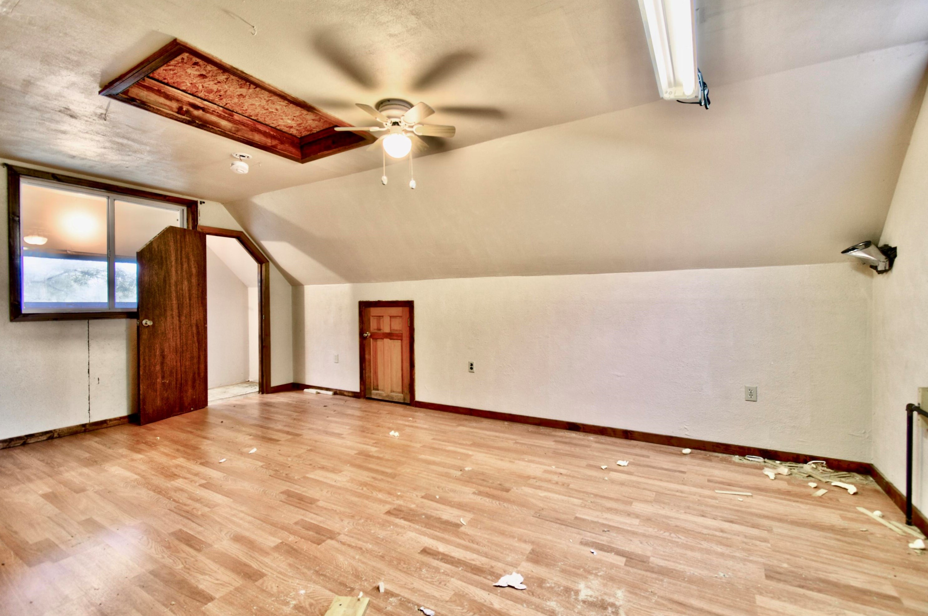 3290 Van Deusen Rd, Harrison MI 48625-9242 exterior