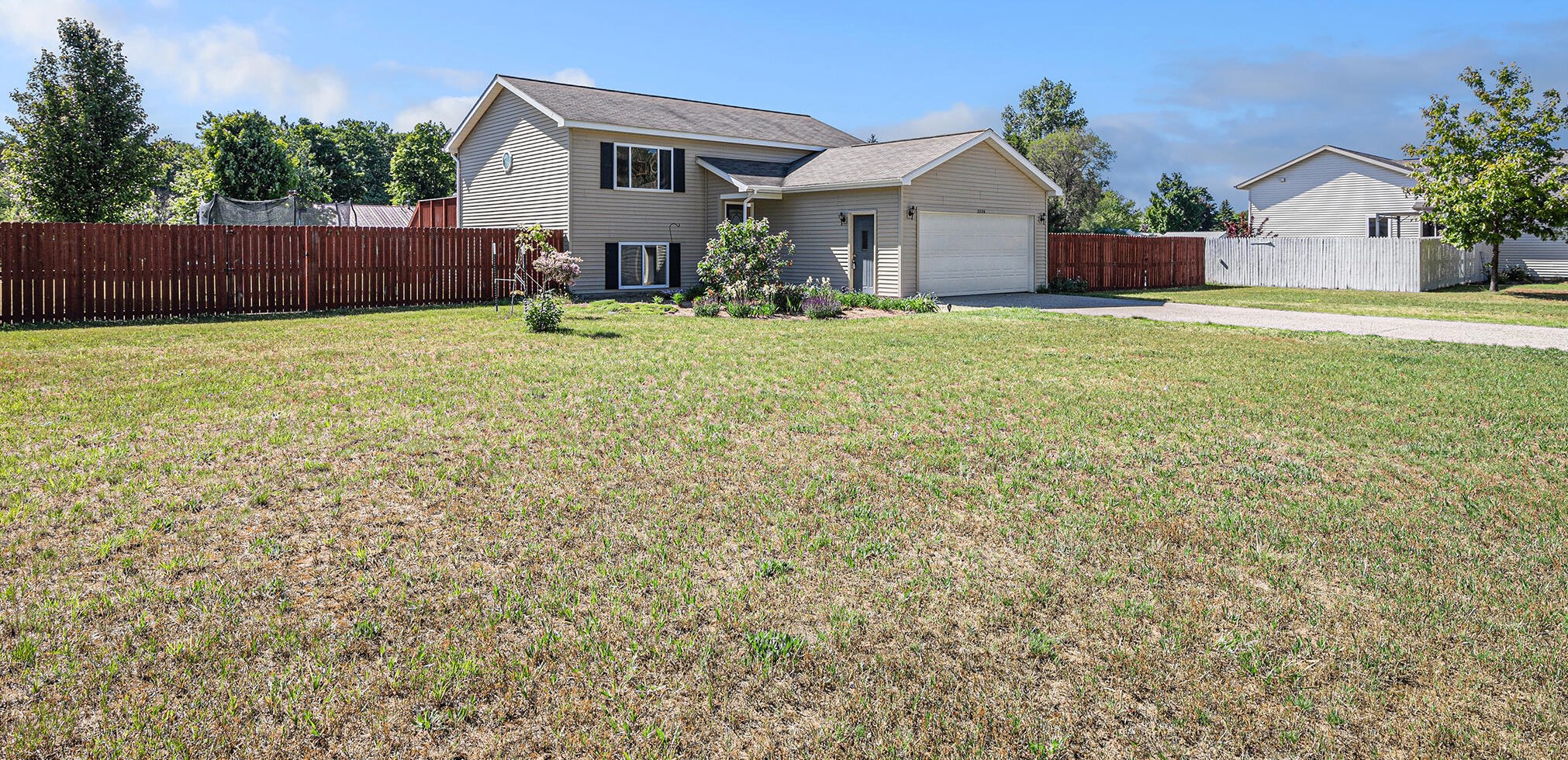 2226 Grouse Dr, Traverse City, MI 49685