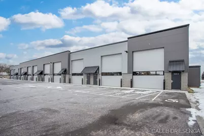 460 Cleveland Avenue #Unit 3, Holland, MI 49423 - Photo 5