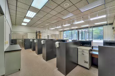 1217 Greenwood Avenue, Jackson, MI 49203 - Photo 17