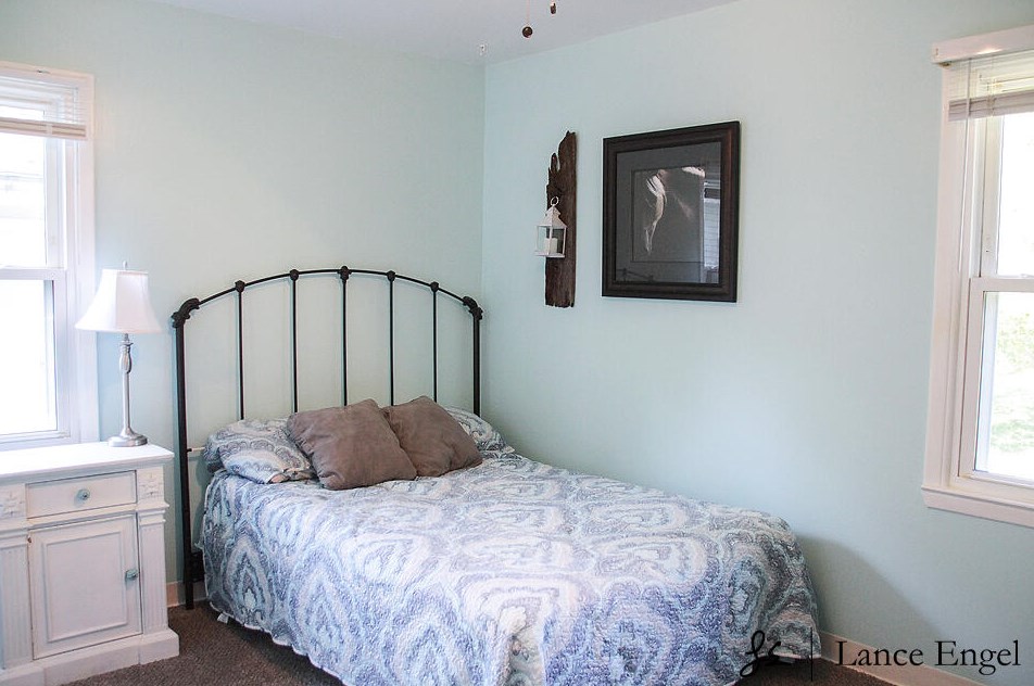 1641 Herrick Ave, Grand Rapids MI  49505-4862 exterior