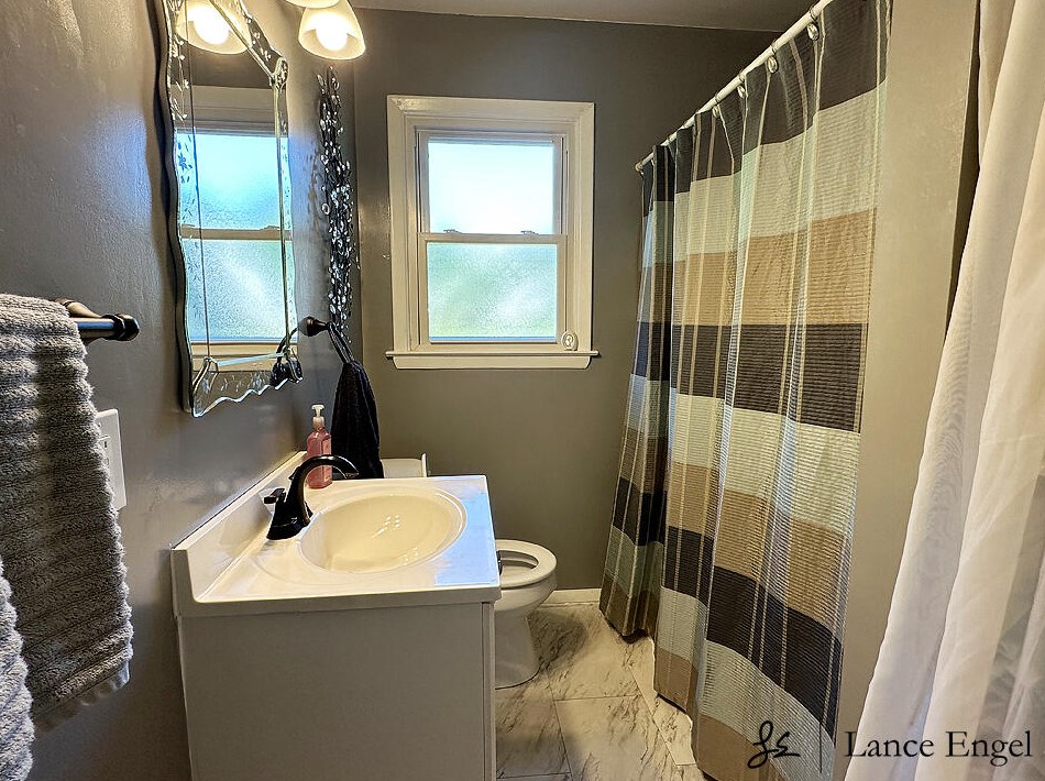 1641 Herrick Ave, Grand Rapids MI  49505-4862 exterior