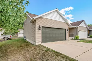 722 Tioga Park, Big Rapids, MI 49307 - Photo 7