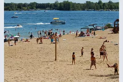 6797 Beechnut Court, Canadian Lakes, MI 49346 - Photo 47