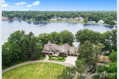 18635 N Fruitport Road, Spring Lake, MI 49456 - Photo 1