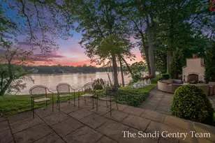 18635 N Fruitport Rd, Spring Lake, MI 49456 - Photo 13