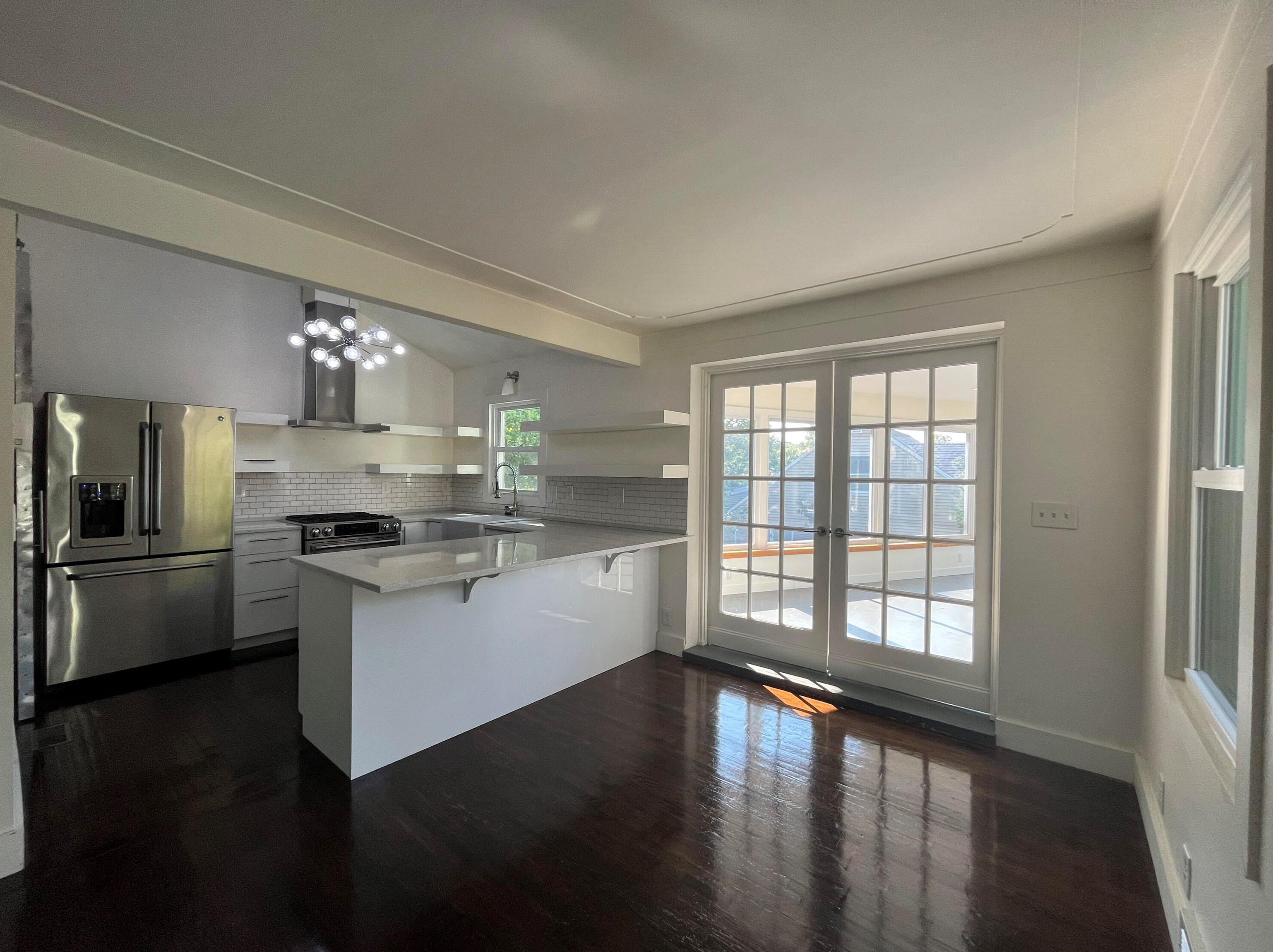 1706 Boston St, Grand Rapids MI 49506-4461 exterior