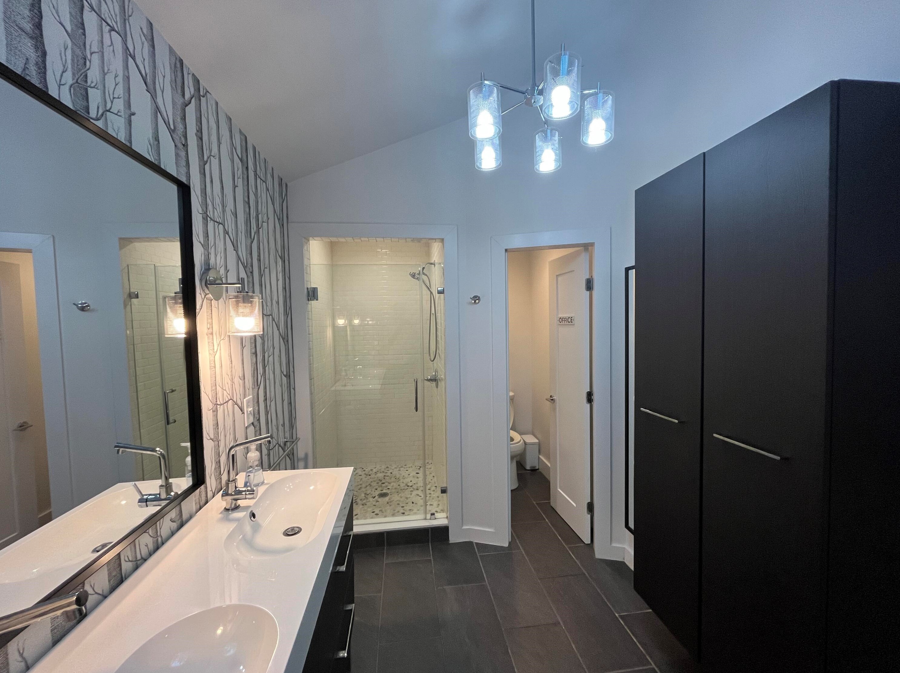 1706 Boston St, Grand Rapids MI 49506-4461 exterior