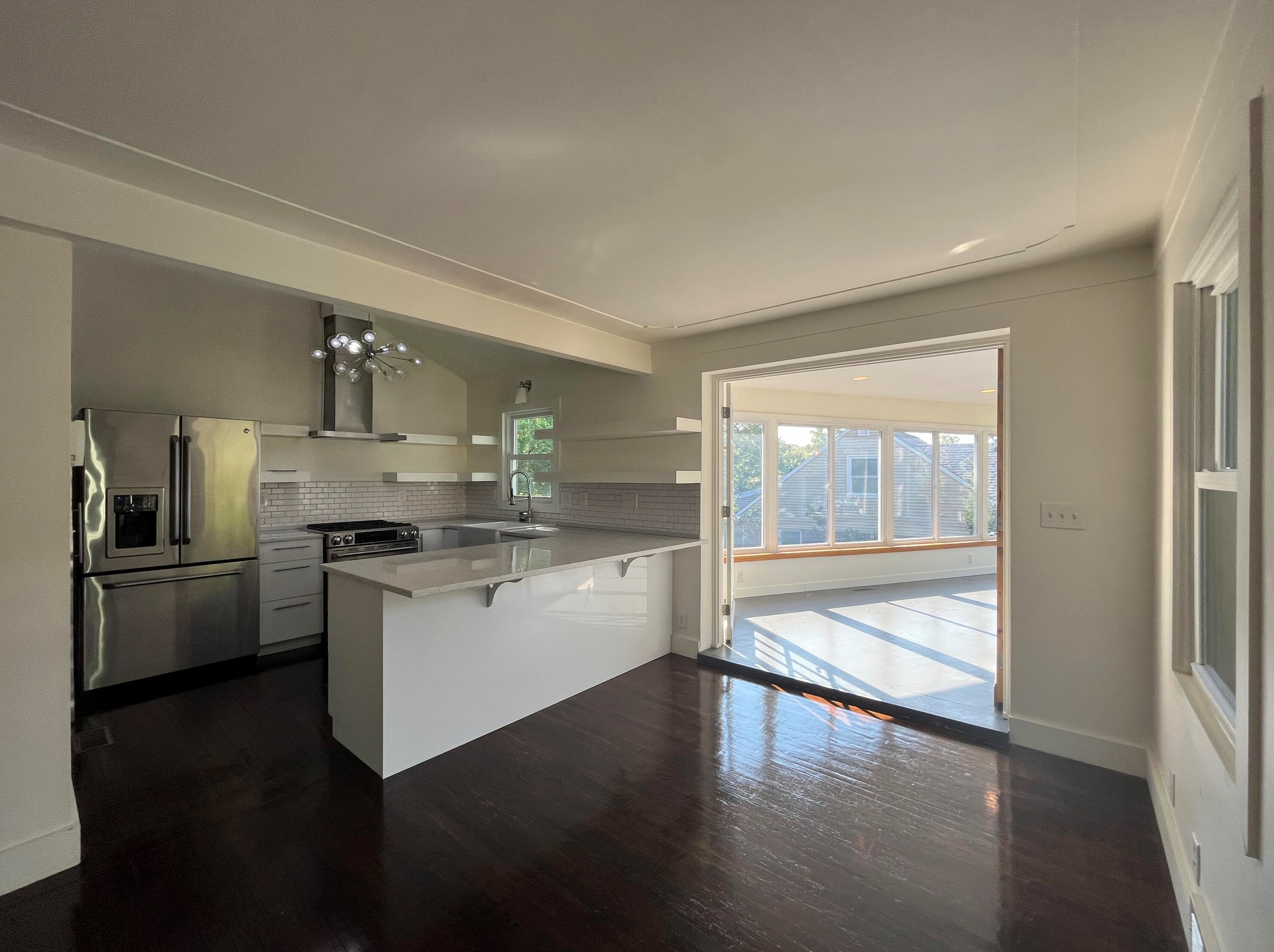 1706 Boston St, Grand Rapids MI 49506-4461 exterior