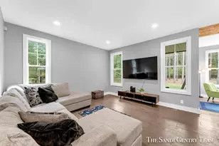 14700 Mercury Dr, Grand Haven, MI 49417 - Photo 23