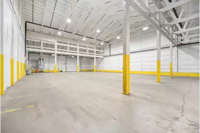 57332 N Main Street, Three Rivers, MI 49093 - Photo 11