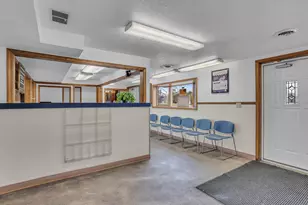 4946 Page Ave, Michigan Center, MI 49254 - Photo 5