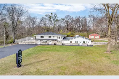 4946 Page Avenue, Michigan Center, MI 49254 - Photo 3