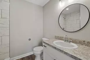 5401 Volterra Dr, Monroe, MI 48161 - Photo 9