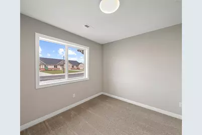 5401 Volterra Drive, Monroe, MI 48161 - Photo 11