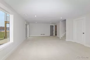 5561 Canal Ave SW, Wyoming, MI 49418 - Photo 17