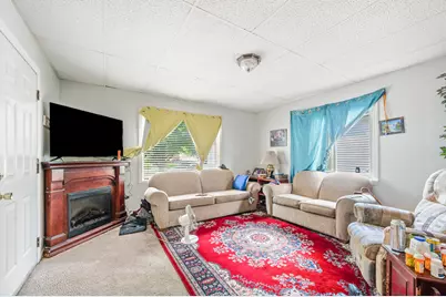 117 S Warren Avenue, Big Rapids, MI 49307 - Photo 11