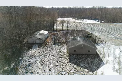 1936 E Clear Lake Road, Buchanan, MI 49107 - Photo 5