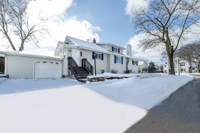 1617 Niles Avenue, Saint Joseph, MI 49085 - Photo 1