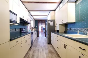 746 Lee St, South Haven, MI 49090 - Photo 17