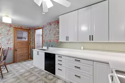 404 S McKenzie Street S, Adrian, MI 49221 - Photo 21
