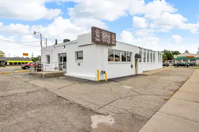 1400 N West Avenue, Jackson, MI 49202 - Photo 1