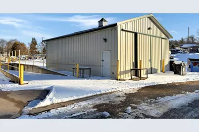 916 S Mitchell Street, Cadillac, MI 49601 - Photo 5