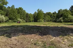 1130 E Parkdale Ave, Manistee, MI 49660 - Photo 1