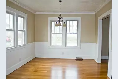 307 New York Avenue, Dowagiac, MI 49047 - Photo 13