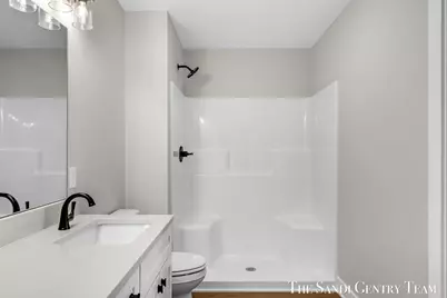 5128 Henry Street, Norton Shores, MI 49441 - Photo 31