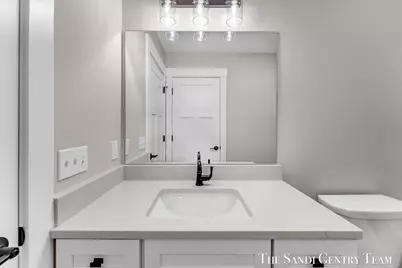 5128 Henry Street, Norton Shores, MI 49441 - Photo 25