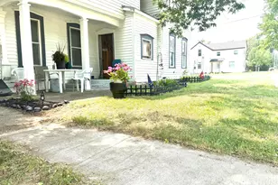 313 W 6th St, Evart, MI 49631 - Photo 11