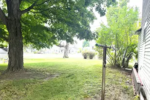 313 W 6th St, Evart, MI 49631 - Photo 19