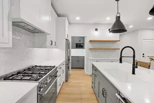 76831 Wood Crst Ct, South Haven, MI 49090 - Photo 7