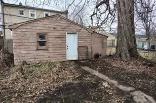 46 E James St, River Rouge, MI 48218 - Photo 11