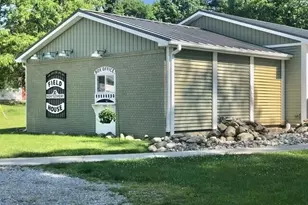 30 E Montgomery St, Hillsdale, MI 49242 - Photo 5