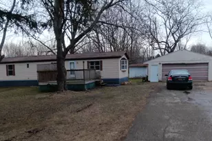 67761 70th St, Watervliet, MI 49098 - Photo 1