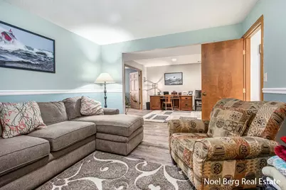 606 Edgewater Court, Spring Lake, MI 49456 - Photo 23