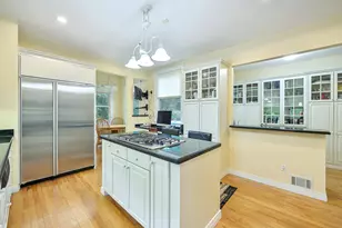 805 Oxford Rd, Ann Arbor, MI 48104 - Photo 13