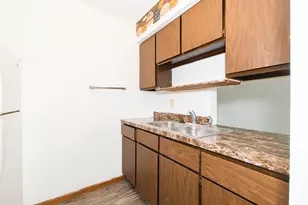 715 Buchanan Ave, Kalamazoo, MI 49008 - Photo 13