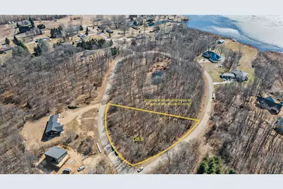 8 Highfield Road, Three Rivers, MI 49093 - Photo 1