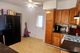 312 Washington St, Nashville, MI 49073 - Photo 9