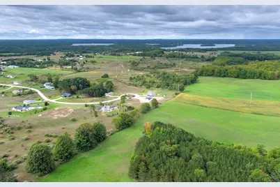 Vl Tyler Hills Drive #Unit 12, Traverse City, MI 49685 - Photo 3