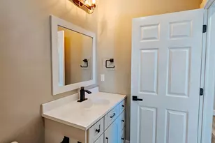 233 Auseon Ct, Hillsdale, MI 49242 - Photo 17