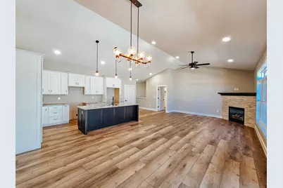 233 Auseon Court, Hillsdale, MI 49242 - Photo 3