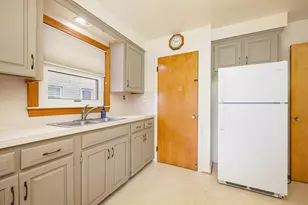 2095 Leblanc St, Lincoln Park, MI 48146 - Photo 7