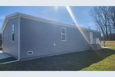 884 Ottawa Court #7, Charlotte, MI 48813 - Photo 3